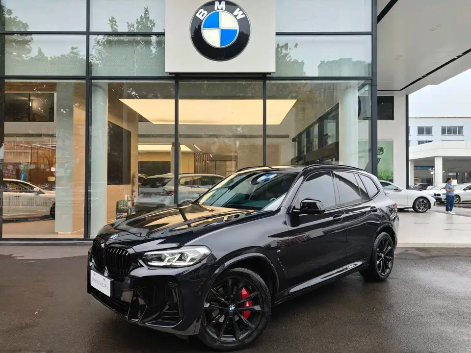 BMW X3 xDrive30i Leading M Night Package 2024