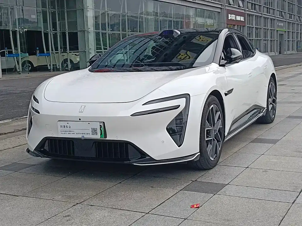 Avatr 06 Ultra Pure Electric Edition 2025