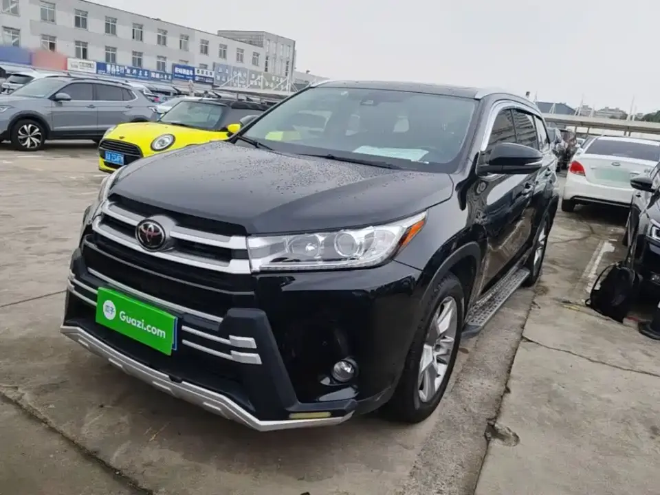 Toyota Highlander 2.0T 2WD Luxury 7-Seater China VI 2019