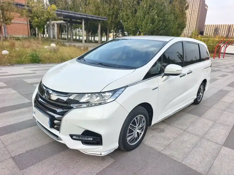 Honda Odyssey 2.0L Sharp Comfort Edition 2021
