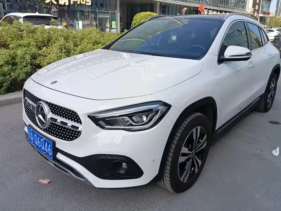 Mercedes-Benz GLA-Class GLA 200 2021