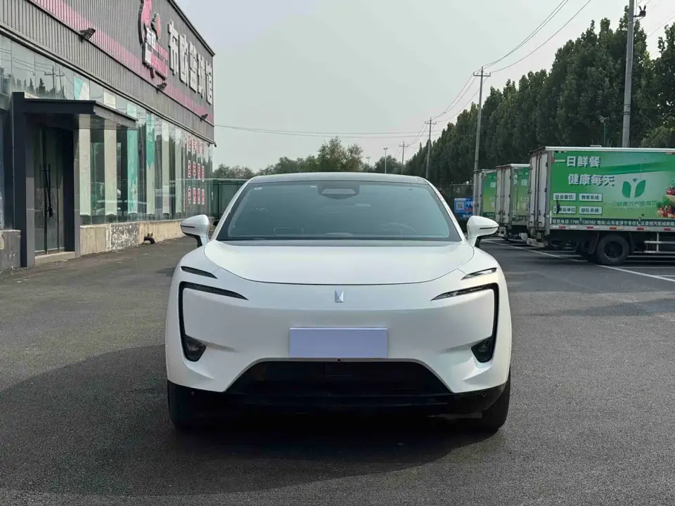 Avatr 11 Extended Range Single Motor 4-Seater 2023