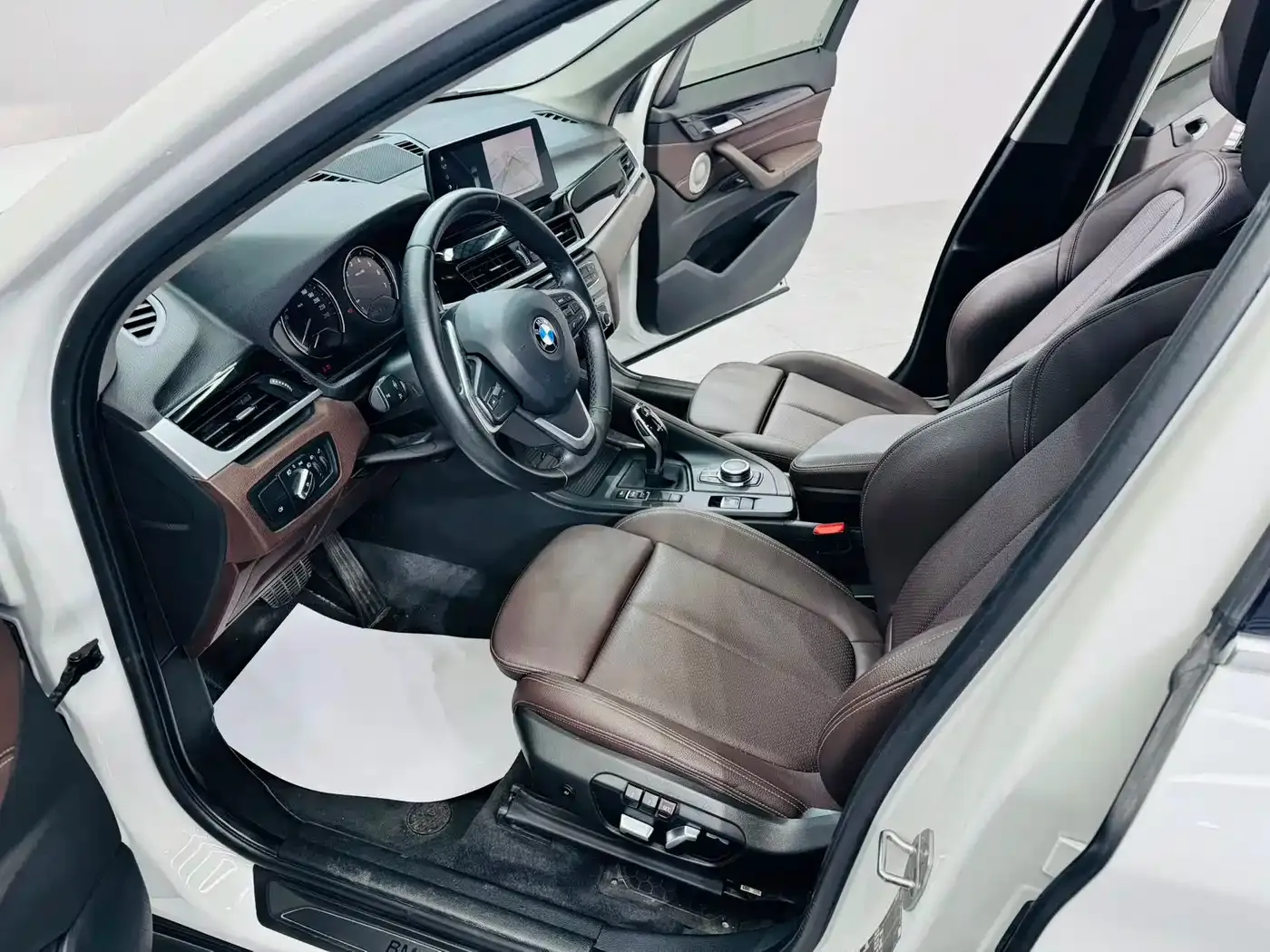 BMW X1 sDrive20Li Fashion 2022 — фото 7