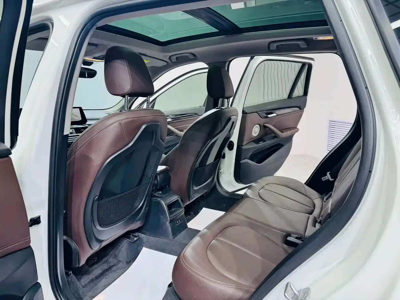 BMW X1 sDrive20Li Fashion 2022 — фото 11