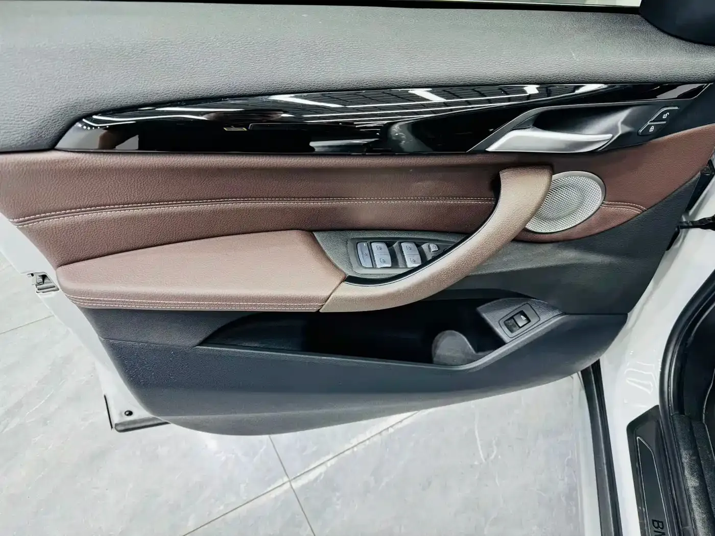 BMW X1 sDrive20Li Fashion 2022 — фото 8