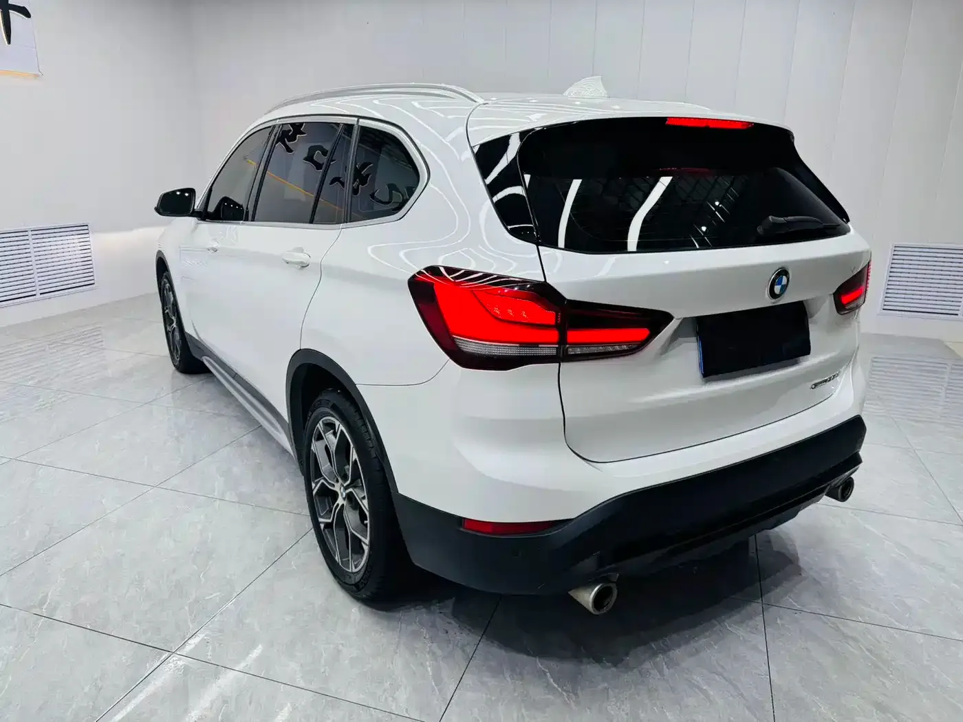 BMW X1 sDrive20Li Fashion 2022 — фото 6