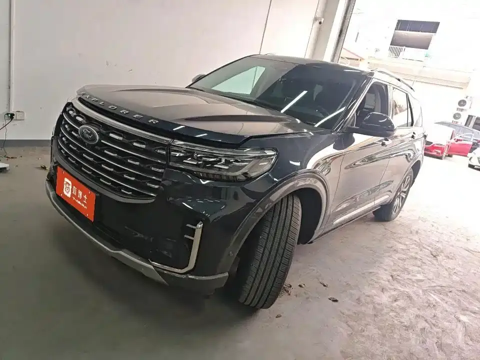 Ford Explorer EcoBoost 285 AWD Titanium Edition 6-Seater 2024