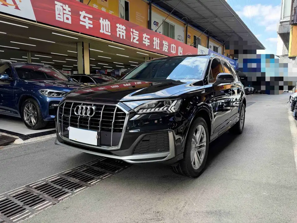 Audi Q7 45 TFSI quattro S line Sport 2024
