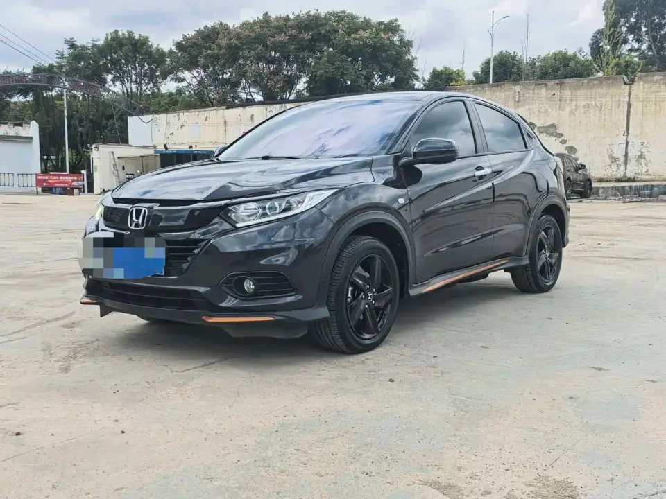 Honda Vezel 1.5L CVT Phantom Night Pioneer Edition 2022