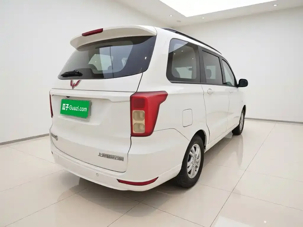 Wuling Motors Wuling Hongguang 1.5L S Comfort L2B 2020 — фото 4