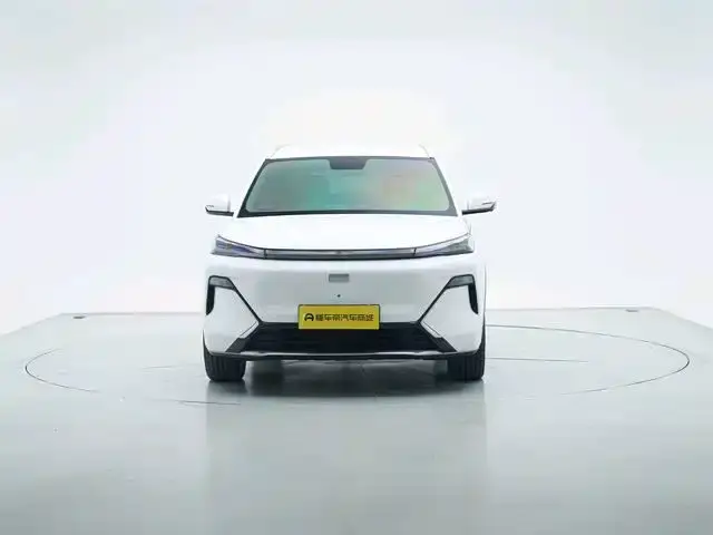 Geely Galaxy Galaxy Starship 7 EM-i Model 55km Voyage Edition 2025