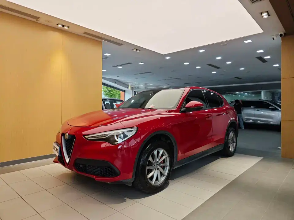 Alfa Romeo Stelvio 2.0T 200HP Elite 2019
