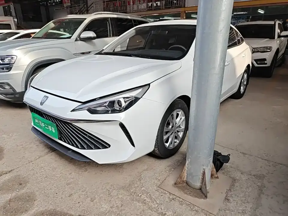 Roewe i5 1.5L CVT Luxury Edition 2024