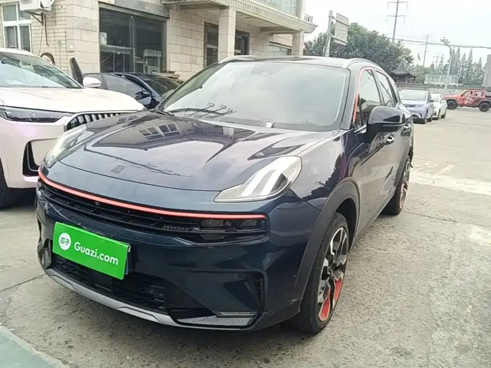 Lynk & Co 06 1.5T Halo 2021