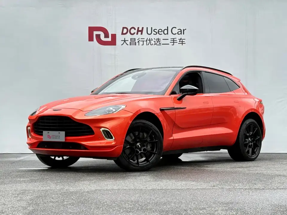 Aston Martin DBX 4.0T V8 2022