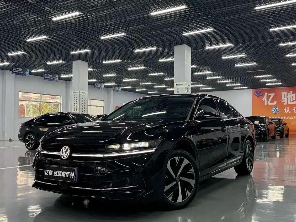 Volkswagen Magotan 300TSI DSG Premium Edition (Eye-catching Package) 2025