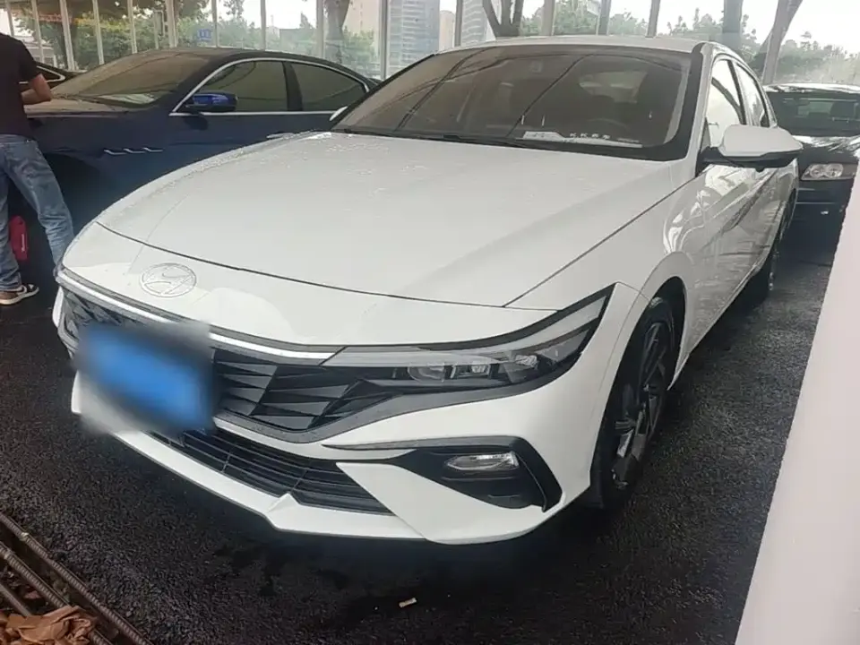 Hyundai Elantra 1.5L CVT GLX Elite Edition 2024