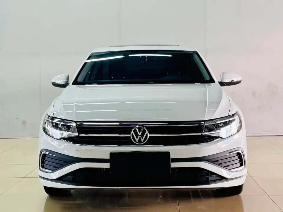 Volkswagen Bora 200TSI DSG Joy Ride Navigation Edition 2026
