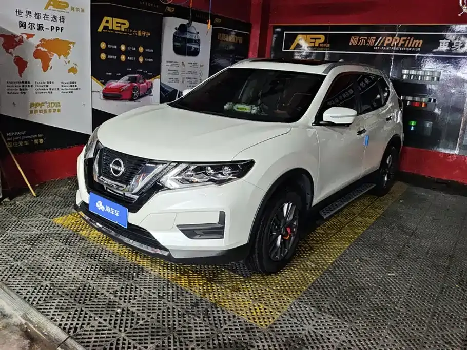 Nissan X-Trail Honor 2.0L 2WD Leading Edition 2025