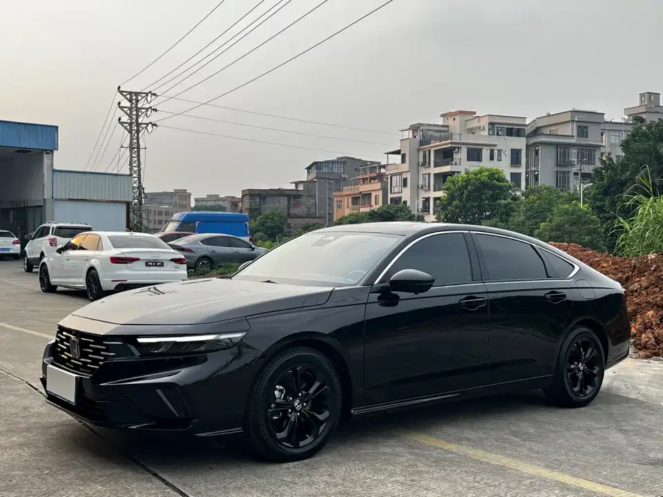 Honda Accord 260TURBO Luxury Edition 2025