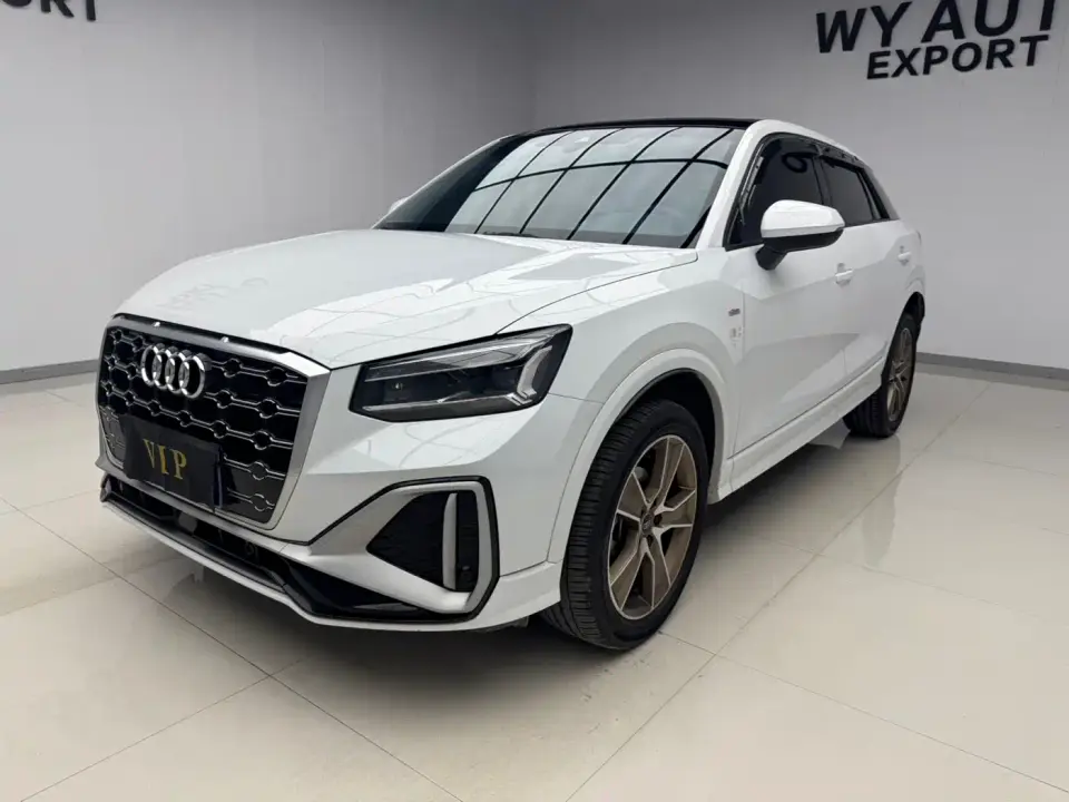 Audi Q2L 35 TFSI Fashion Dynamic 2022