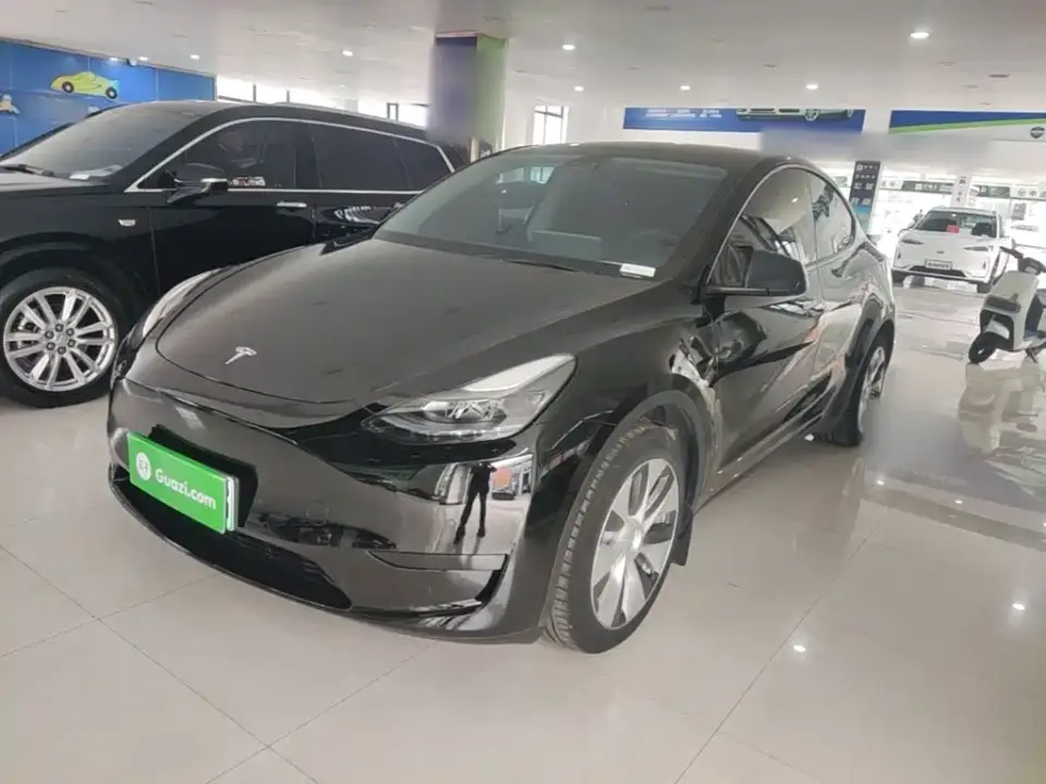 Tesla Model Y Facelift Rear-Wheel Drive Version 2023