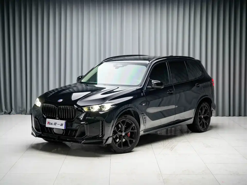 BMW X5 xDrive 30Li Premium M Sport Black Night Package 2025