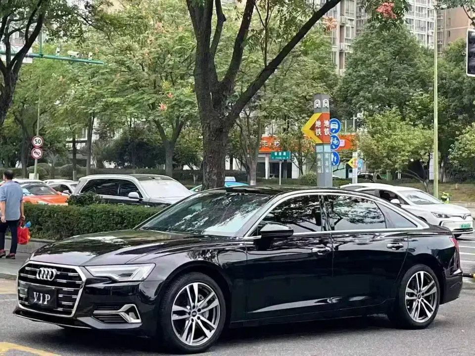 Audi A6L Facelift 40 TFSI Luxury Elegance 2023