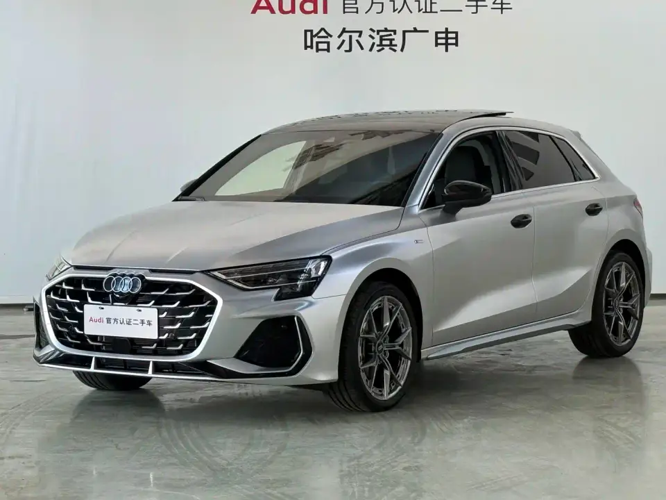 Audi A3 Facelift Sportback 35TFSI Flying Spur Premium 2026