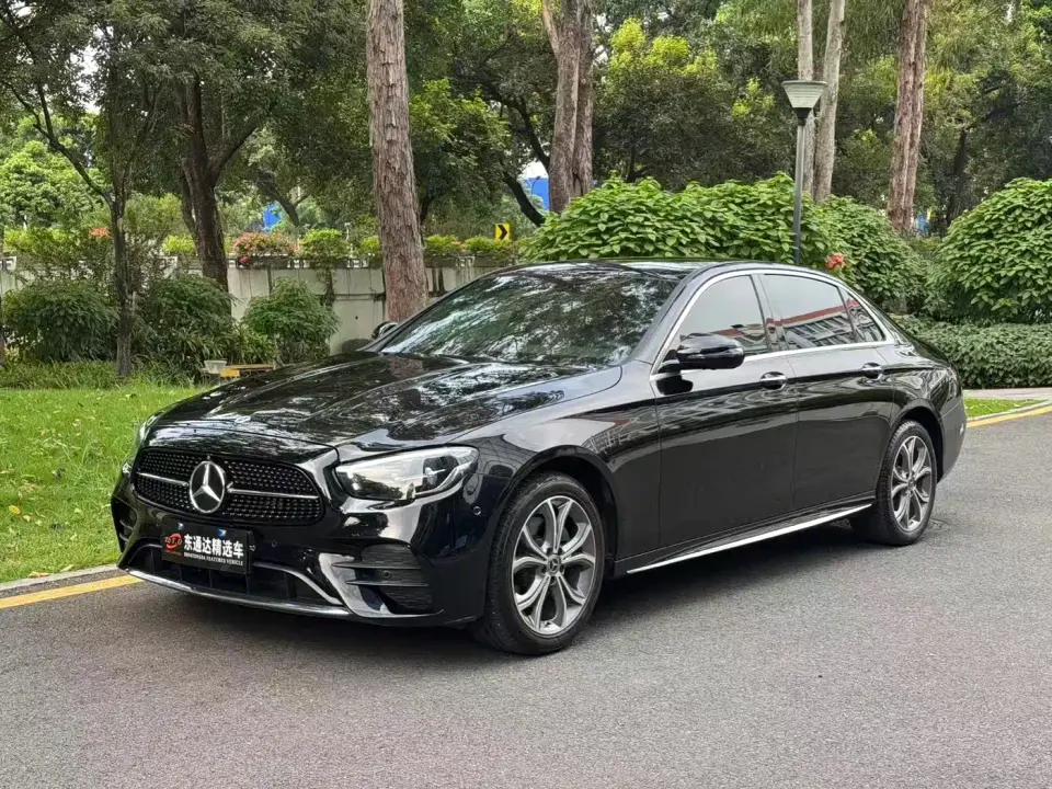 Mercedes-Benz E-Class Model Facelift III E 300 L Sport Fashion 2022