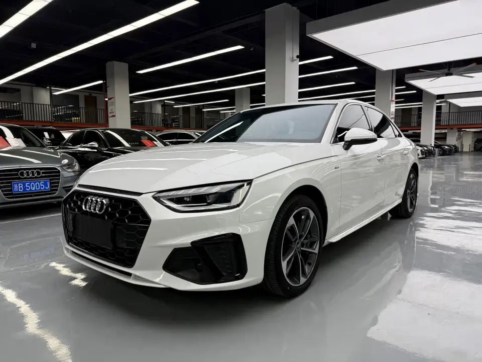 Audi A4L 40 TFSI Fashion Dynamic 2023