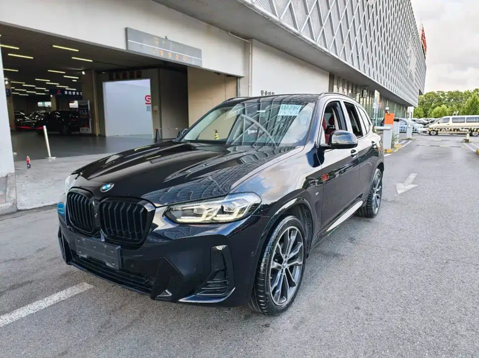 BMW X3 xDrive30i Leading M Night Package 2022