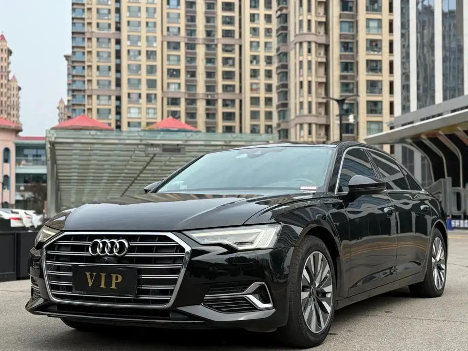 Audi A6L Facelift 45 TFSI Premium Elegance 2022