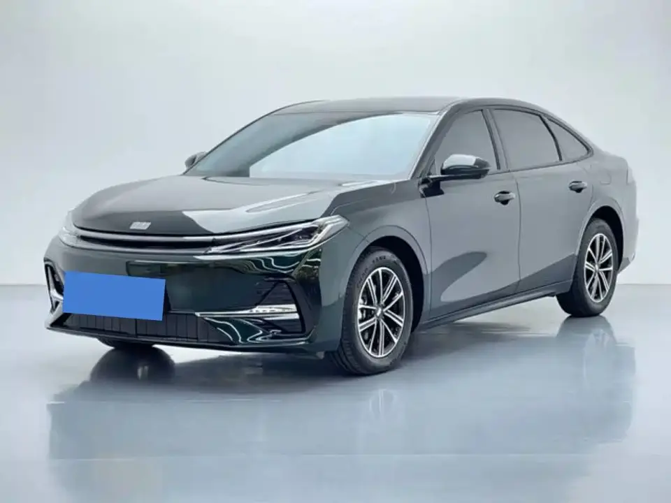 Geely Galaxy Galaxy A7 EM-i 70km Luxury Edition 2025