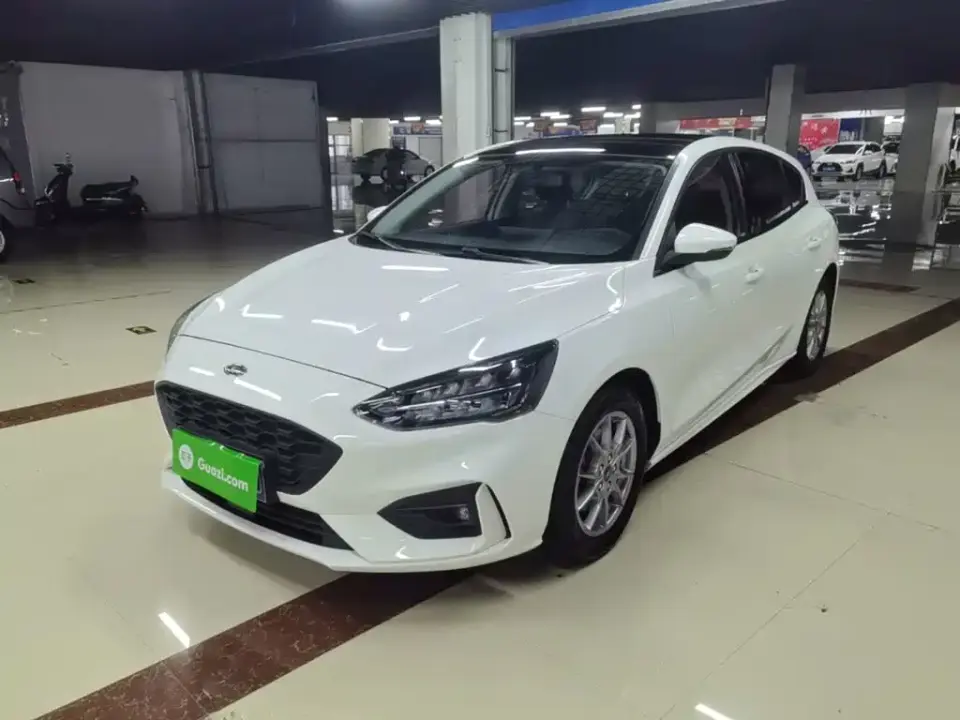Ford Focus Hatchback EcoBoost 180 Auto Trend 2021