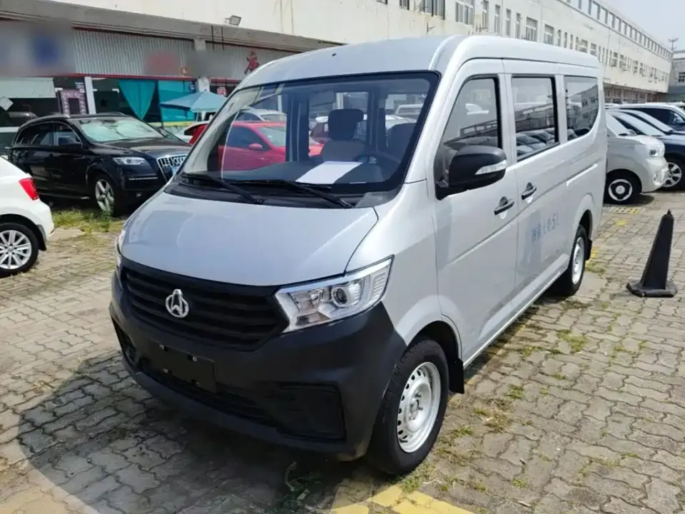 Changan Kuayue Kuayuexing V3 1.3L Gasoline Enjoyment 5-seater Passenger Van 2025