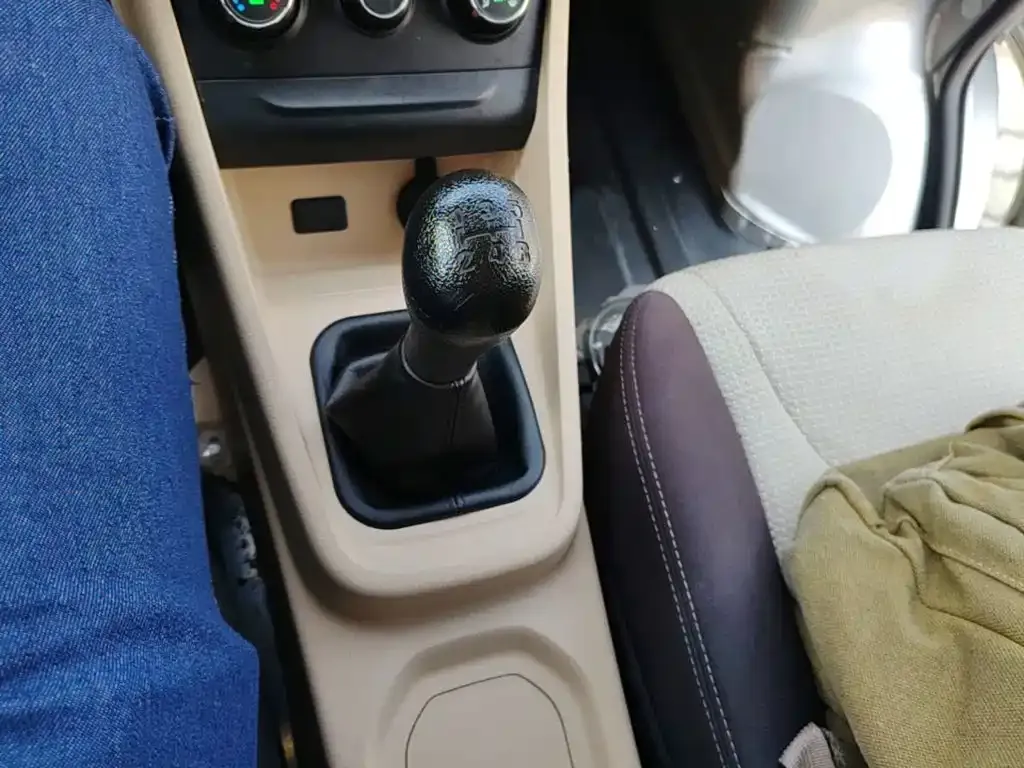 Changan Kuayue Kuayuexing V3 1.3L Gasoline Enjoyment 5-seater Passenger Van 2025 — фото 14