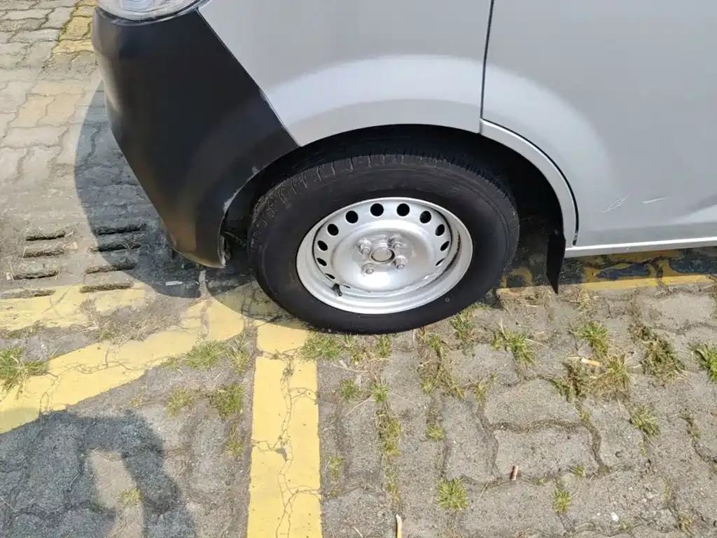 Changan Kuayue Kuayuexing V3 1.3L Gasoline Enjoyment 5-seater Passenger Van 2025 — фото 23