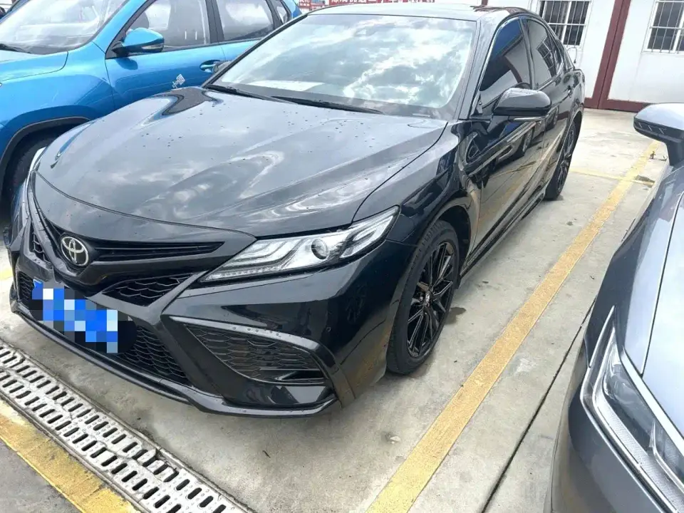 Toyota Camry 2.0S Knight Edition 2023