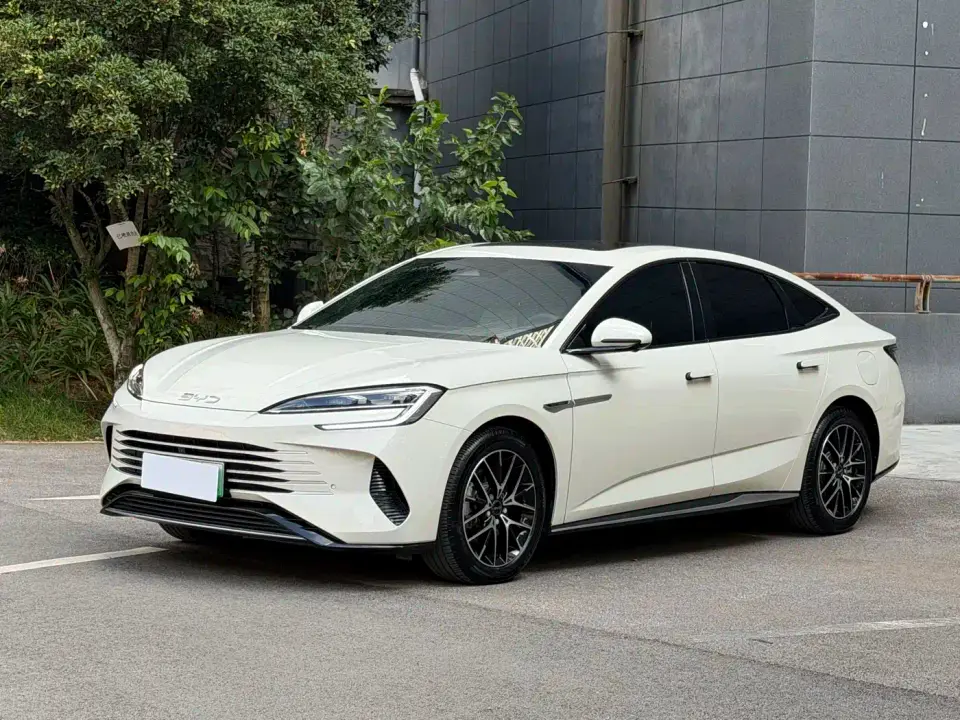 BYD Seal DM-i 1.5T 121km Premium 2024