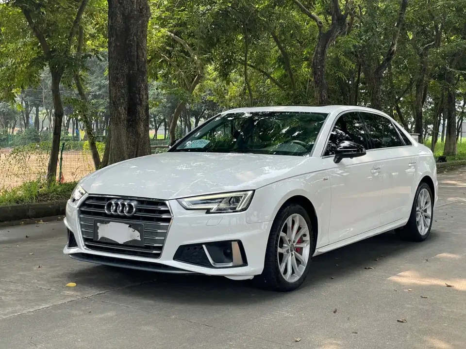 Audi A4L 45 TFSI quattro Personality Sport (China VI) 2019