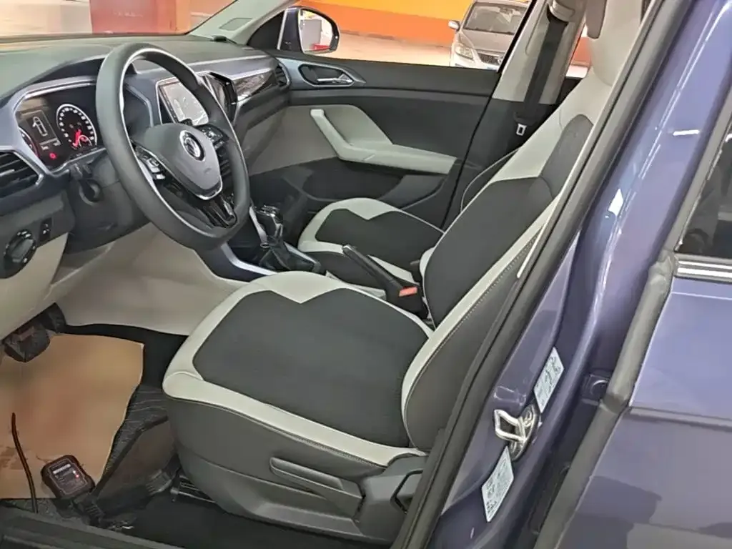 Volkswagen T-Cross 1.5L Automatic Comfort Edition 2019 — фото 15