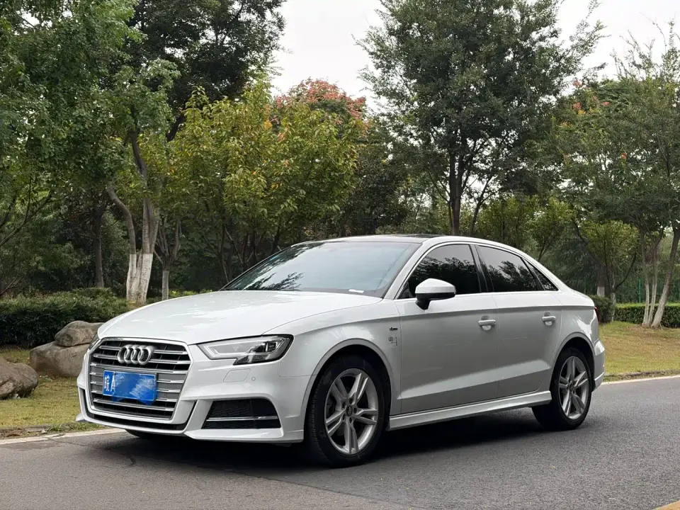 Audi A3 Limousine 35 TFSI Fashion China VI 2020