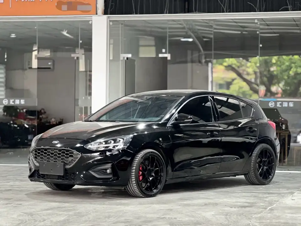 Ford Focus Hatchback EcoBoost 180 Automatic ST Line 2022