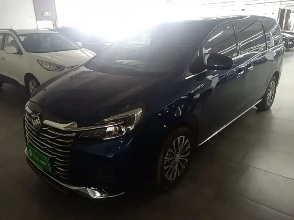 Buick GL8 Land Business Class 652T Luxury 2023