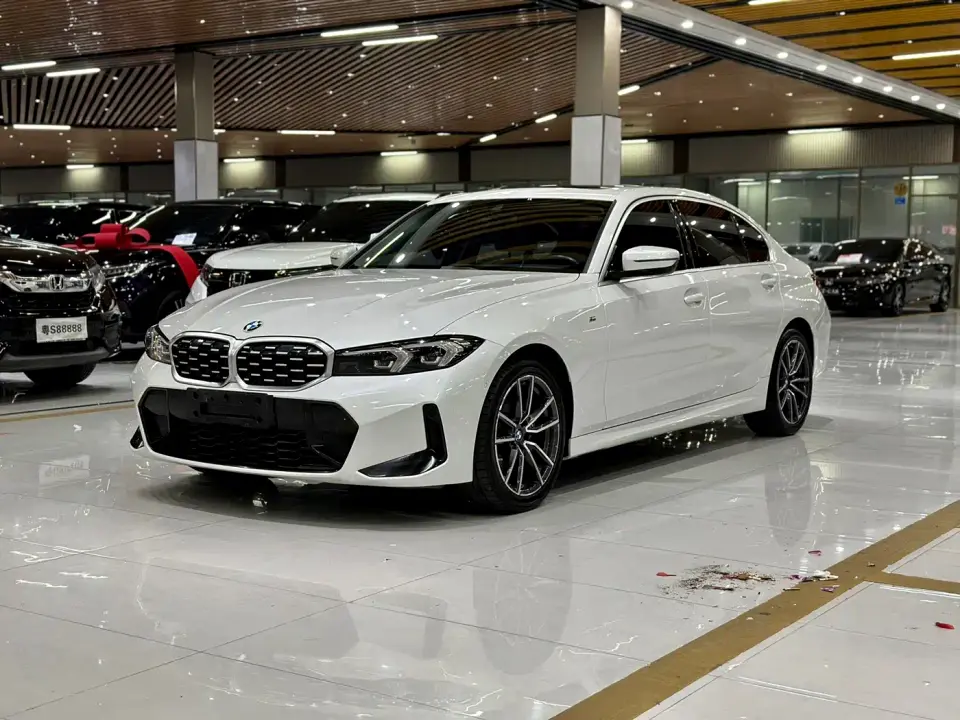 BMW 3 Series 325Li M Sport Package 2023