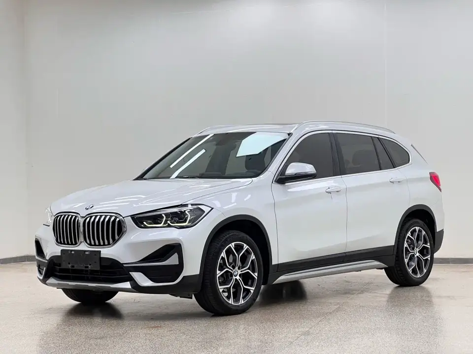 BMW X1 sDrive20Li Premium 2021