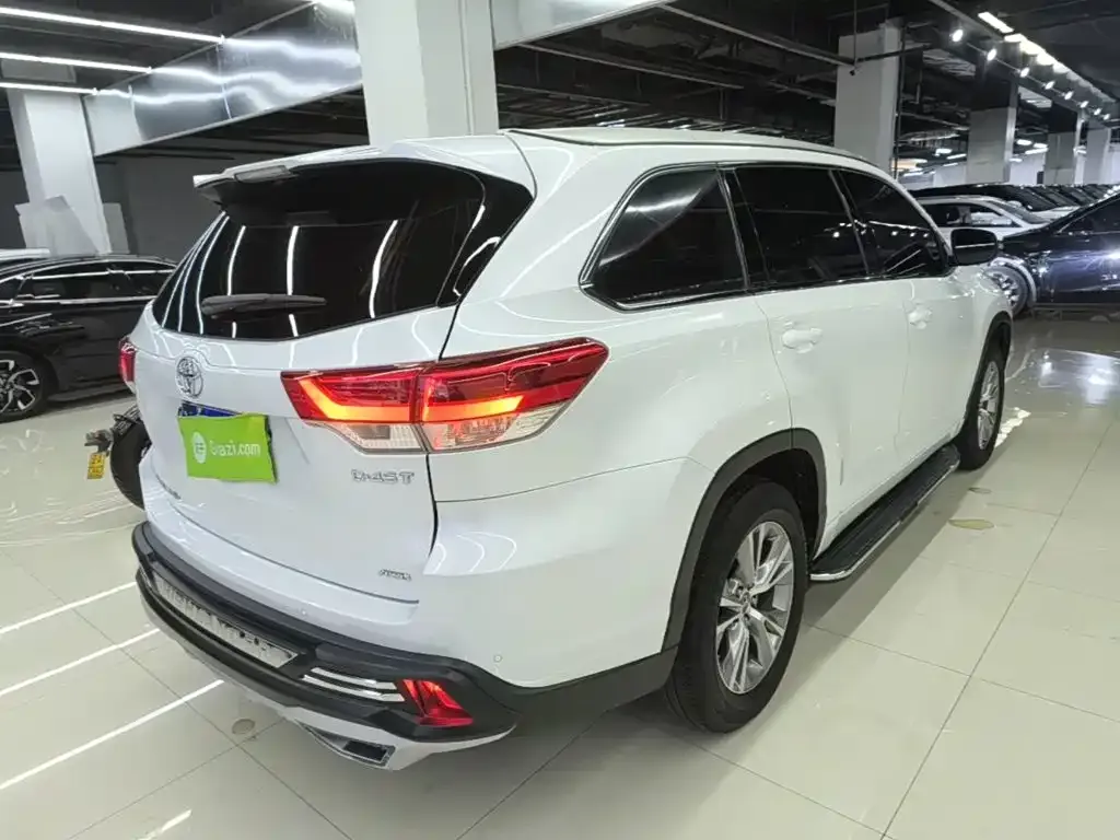 Toyota Highlander 2.0T AWD Elite 7-Seater 2021 — фото 5