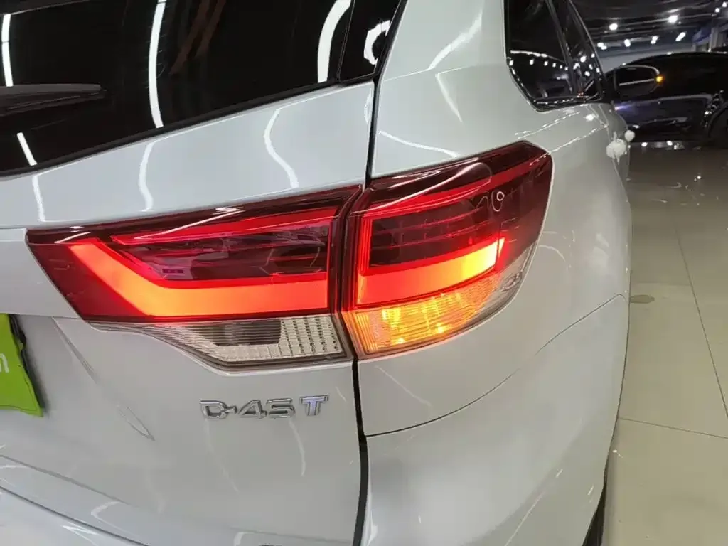 Toyota Highlander 2.0T AWD Elite 7-Seater 2021 — фото 24