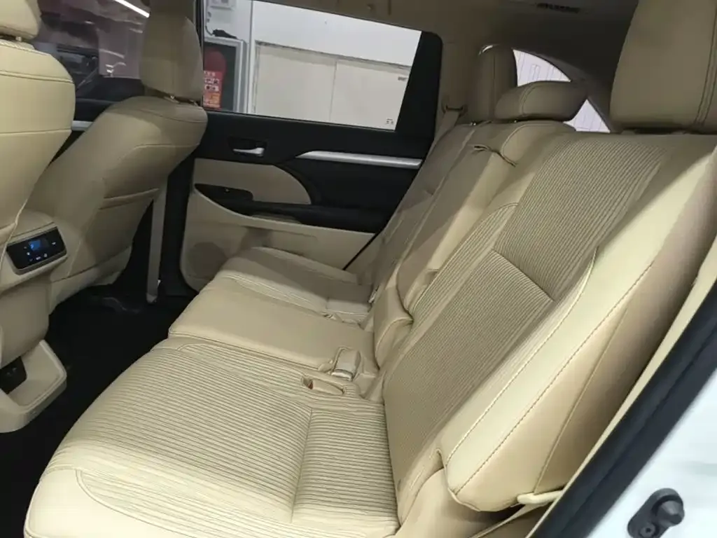 Toyota Highlander 2.0T AWD Elite 7-Seater 2021 — фото 13
